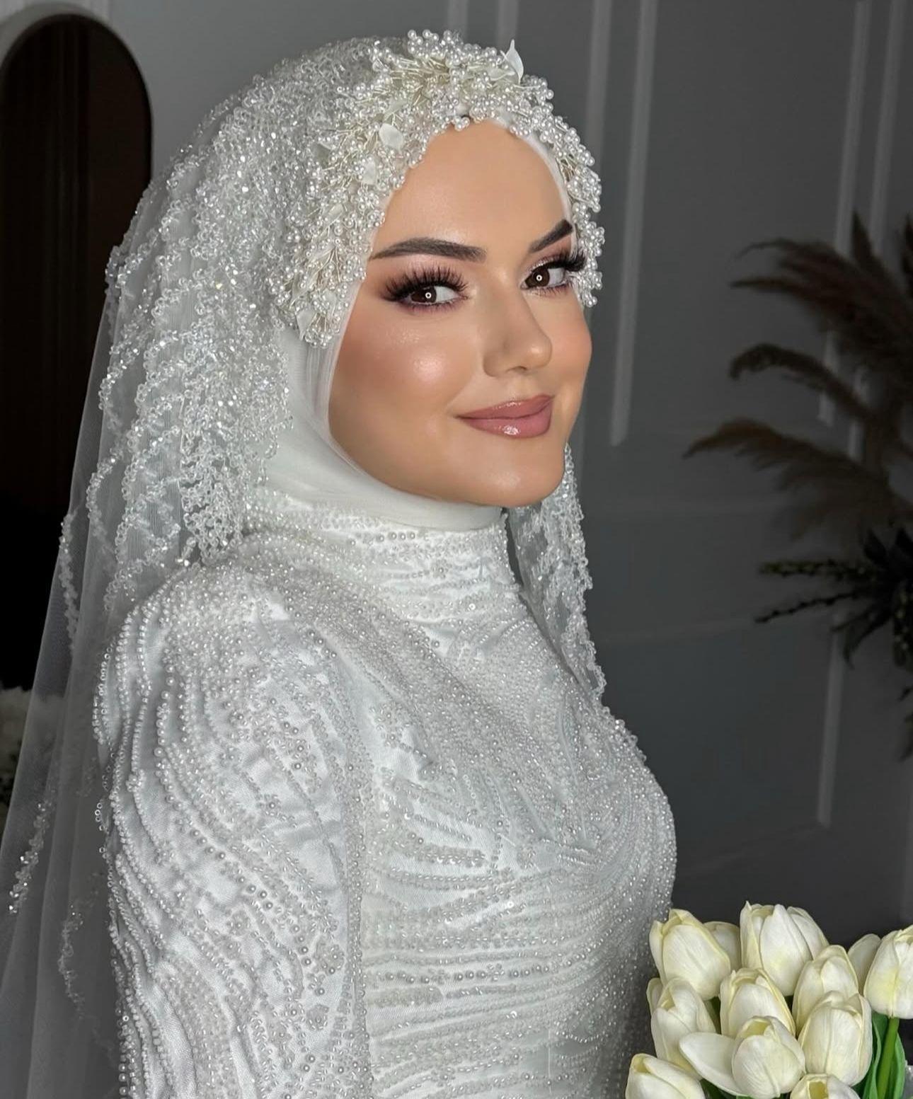Türbanlı Gelin